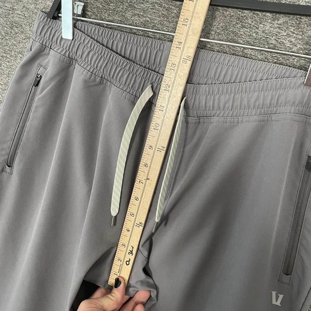 Vuori Transit Technical Jogger Pants Mens XL Gray Zip Pockets Athletic V417